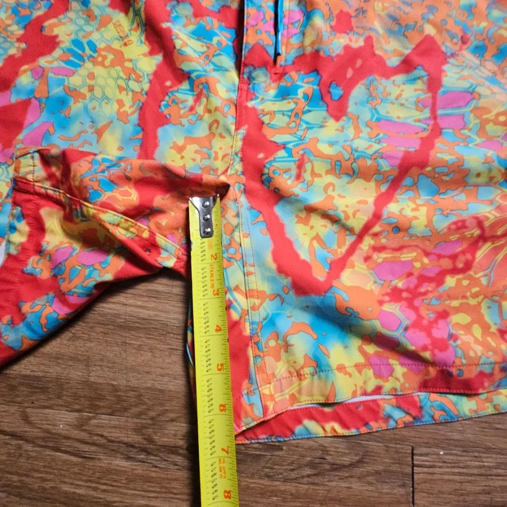 Huk Mens Kryptek Geskura Camo Board Shorts 38 Beach Swimwear Resort Coastal